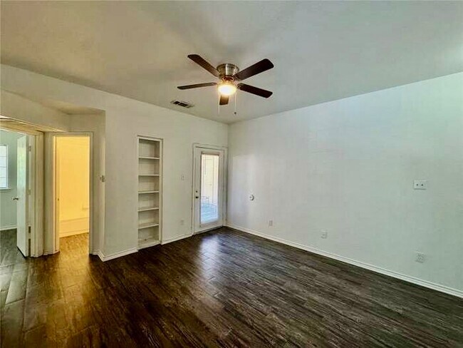 Foto del edificio - 1114 Holly St