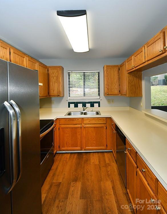 Foto del edificio - 411 Mallard Head Pl