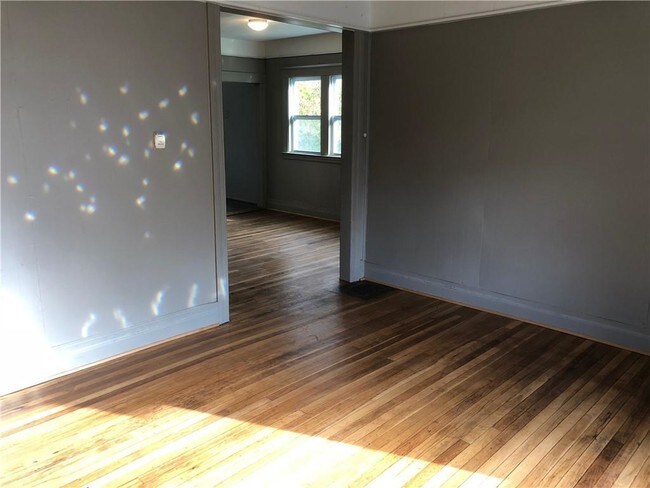 Foto del edificio - 2242 Fischer St