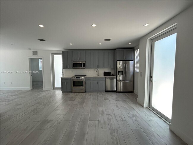 Foto del edificio - 3823 Thomas Ave