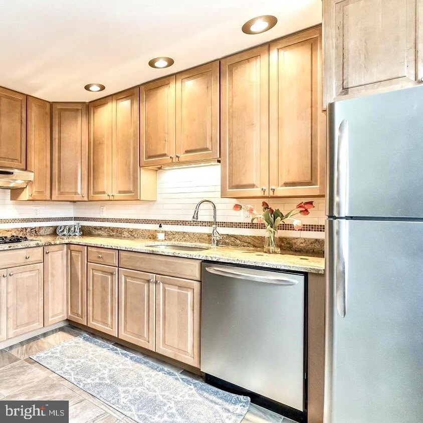 Foto principal - 2816 Woodbridge Rd
