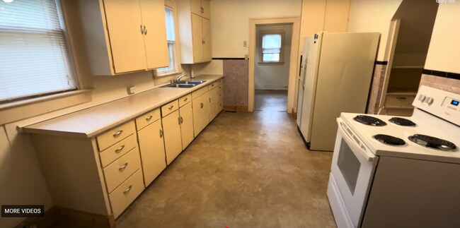 Foto del edificio - 1026 Oxford Ave