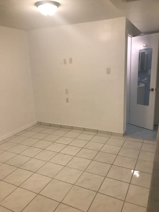 Foto del edificio - 6455 SW 33rd St