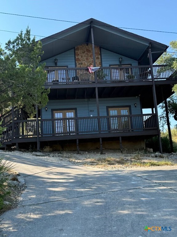 Foto del edificio - 261 Hidden Dr