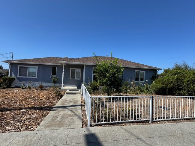 Building Photo - 3101 Humbolt Ave