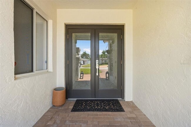 Foto del edificio - 141 Giralda Blvd NE
