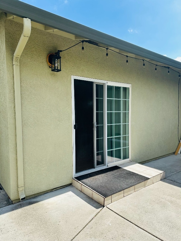 Building Photo - 3903 Manzanita Ct
