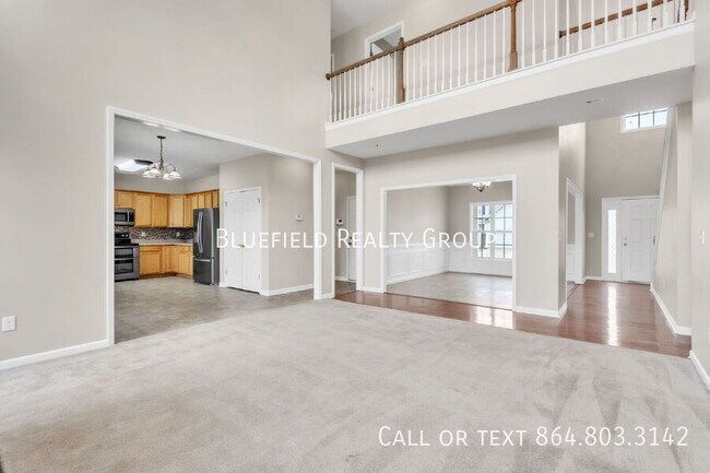 Building Photo - 190 Slate Dr