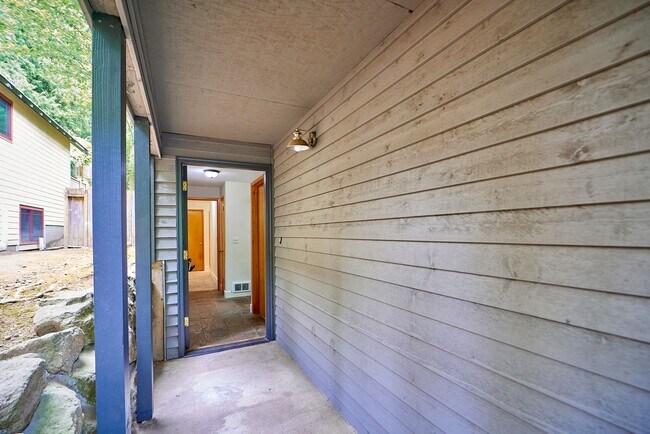 Foto del edificio - Delightful 3 bedroom home near Matthews Be...