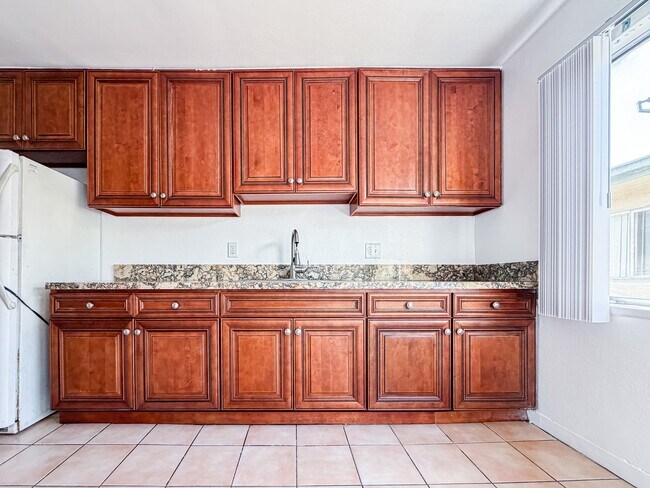 Building Photo - 4024 Palmwood Dr