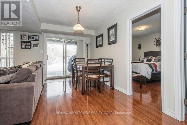 Building Photo - 235 Farley Dr