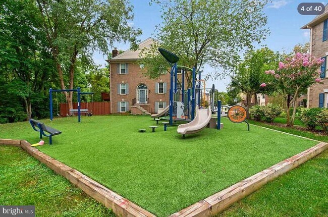 Foto del edificio - 7427 Salford Ct