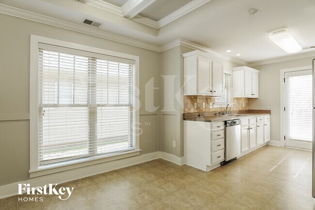 Foto del edificio - 152 Moss Stone Ln