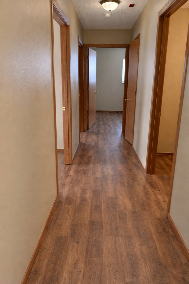 Building Photo - 1012 13th St