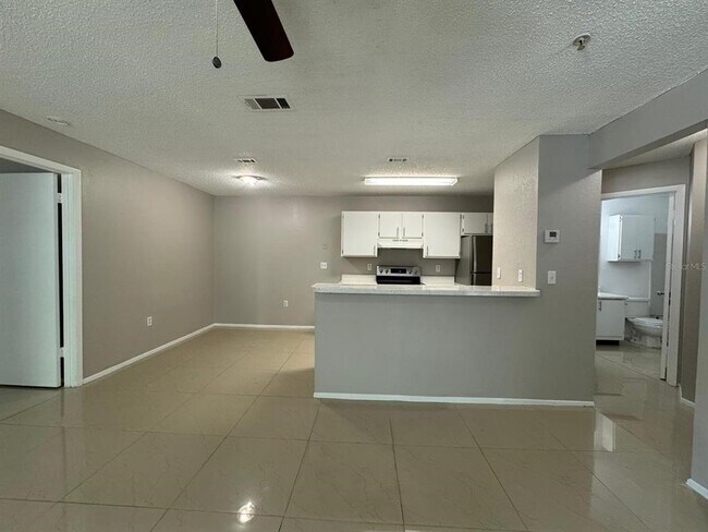 Foto del edificio - 623 Dory Ln