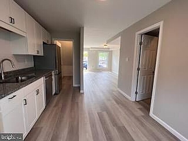 Spacious Kitchen - 8570 Pioneer Dr