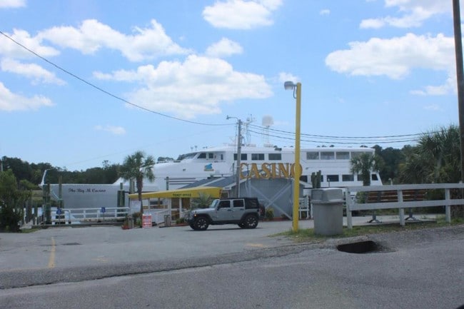 Building Photo - 1626 Edgewood Drive