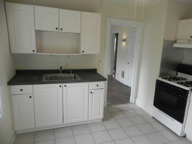 Foto del edificio - 186 Grasmere Ave