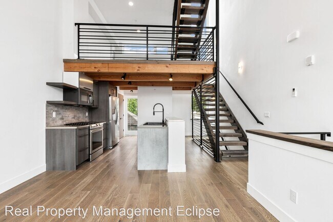 Building Photo - 2 br, 2 bath House - 2467 S College