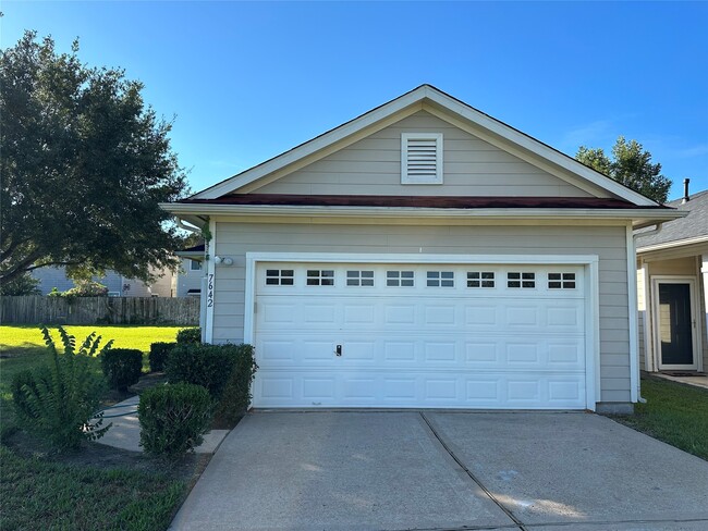 Building Photo - 7642 Chalk Hill