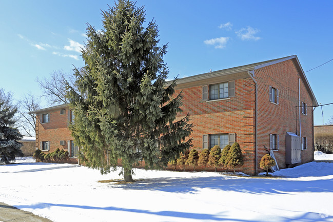 Building Photo - Hughes Apartments