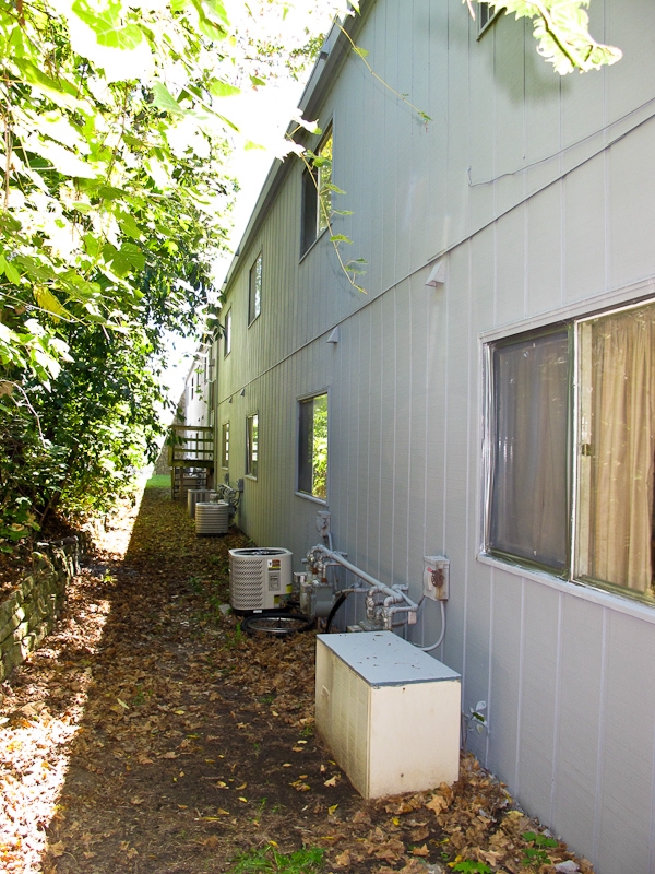 Building Photo - Flagstone Apartments