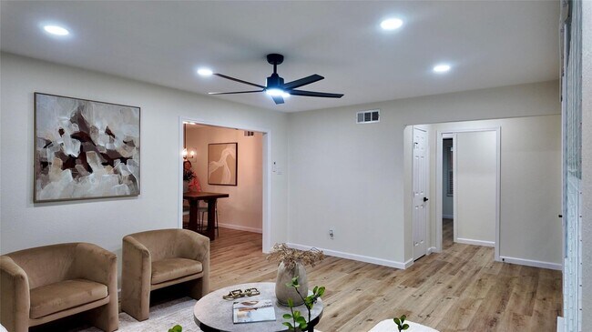 Foto del edificio - Beautiful Lochwood Gem