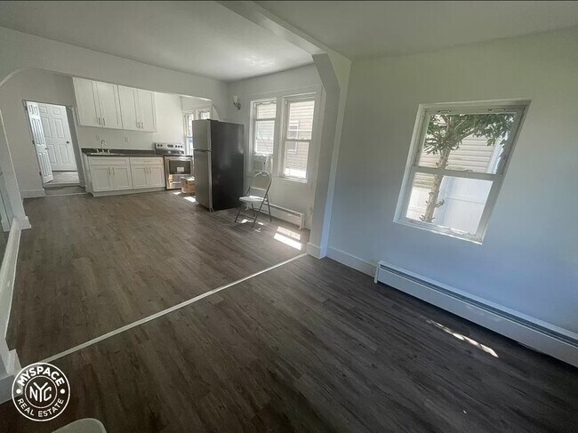 Foto del edificio - 145-61 222nd St