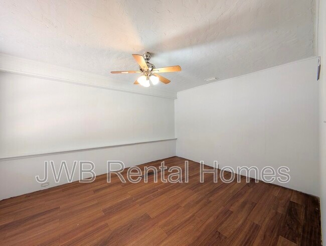 Foto del edificio - 28 33rd St W
