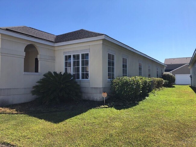 Foto del edificio - 237 Dogwood Cir