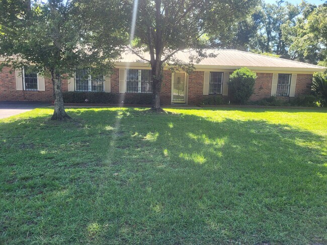 Building Photo - 4678 Shadow Oak Dr