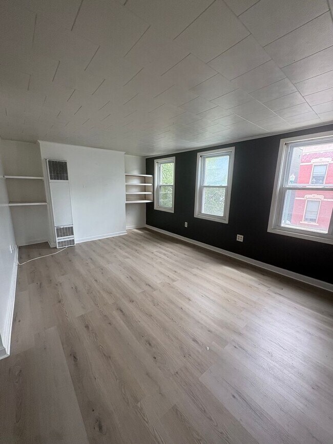 Foto del edificio - 499 2nd St