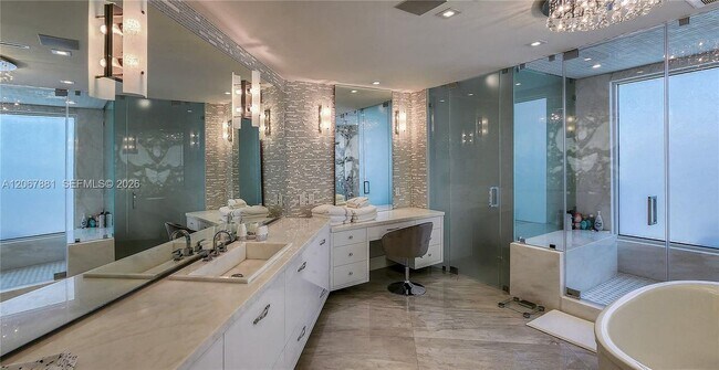 Foto del edificio - 2890 NE 28th St