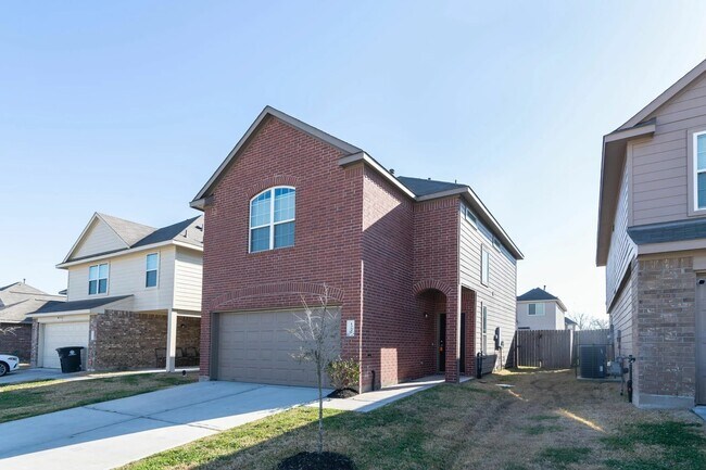 Foto del edificio - 13235 Ingram Gap Ln