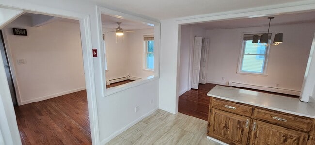 Foto del edificio - 248R Pearl St