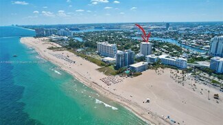 Building Photo - 3000 Holiday Dr