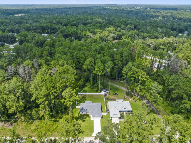 Foto del edificio - 387 E Caldwell Dr