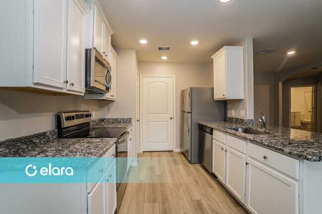 Foto del edificio - 10514 COPPER RIDGE DR