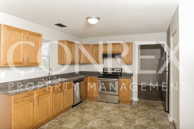 Building Photo - 836 Wickham Ln