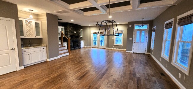 Foto del edificio - 990 Brewington Dr