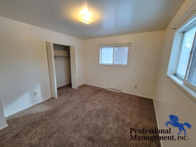 Foto del edificio - 4 bedroom in Billings MT 59101