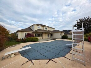 Building Photo - 3493 Hanstead St