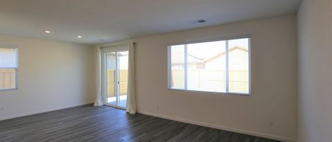 Building Photo - 660 Staveley Wy