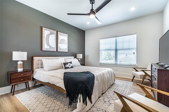 Building Photo - 5738 Barbara Rose Ln