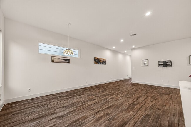 Foto del edificio - 4418 Bora Bora Ln