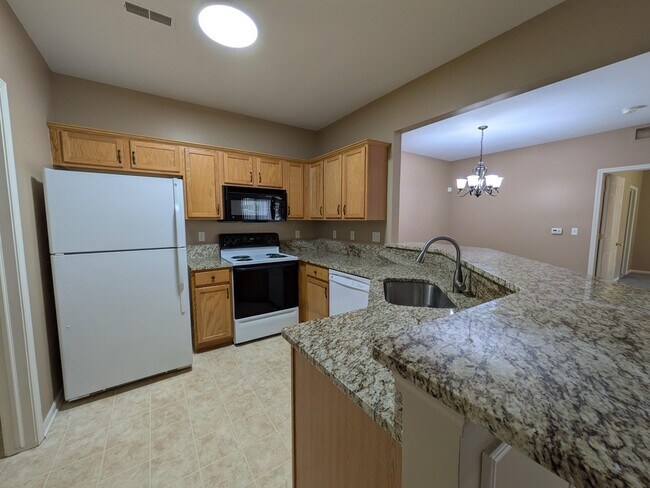 Foto del edificio - 24107 Chesapeake Cir