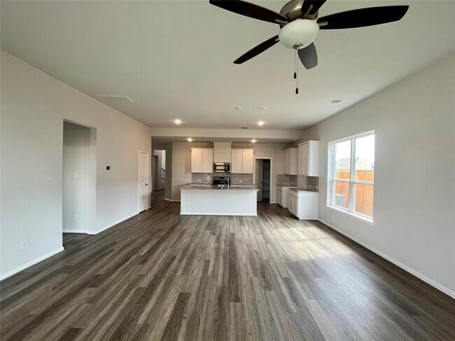 Building Photo - 216 Cambria Green Ln