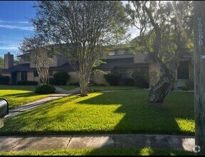 Building Photo - 5118 Middlecoff Cir