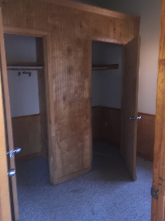 Building Photo - 174 Golden Meadow Dr