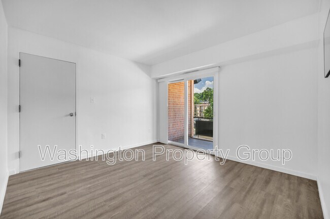 Foto del edificio - 3009 Southern Ave SE